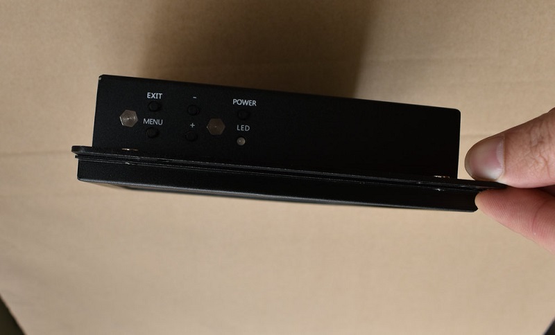 KTV800M显示器安装示意图