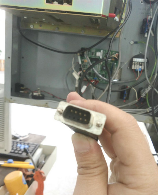 哈斯CRT显示器接口
